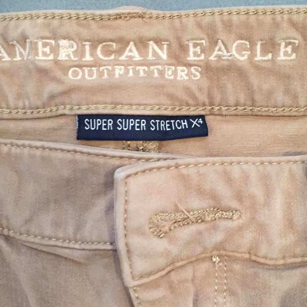 Women’s super stretch khakis